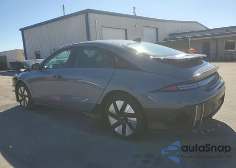 2024 Hyundai Ioniq 6 Se z USA, uszkodzony, nr VIN KMHM24AA0RA070448